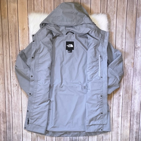 The North Face Women's Plus Westoak City Trench In Grey - Picture 6 of 10